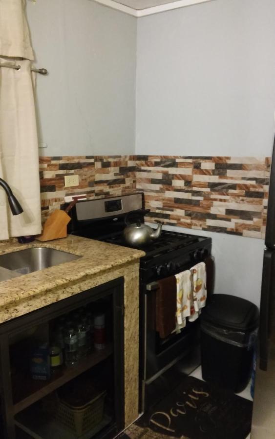 Zipcode Hideaway Guesthouse Portmore Kültér fotó
