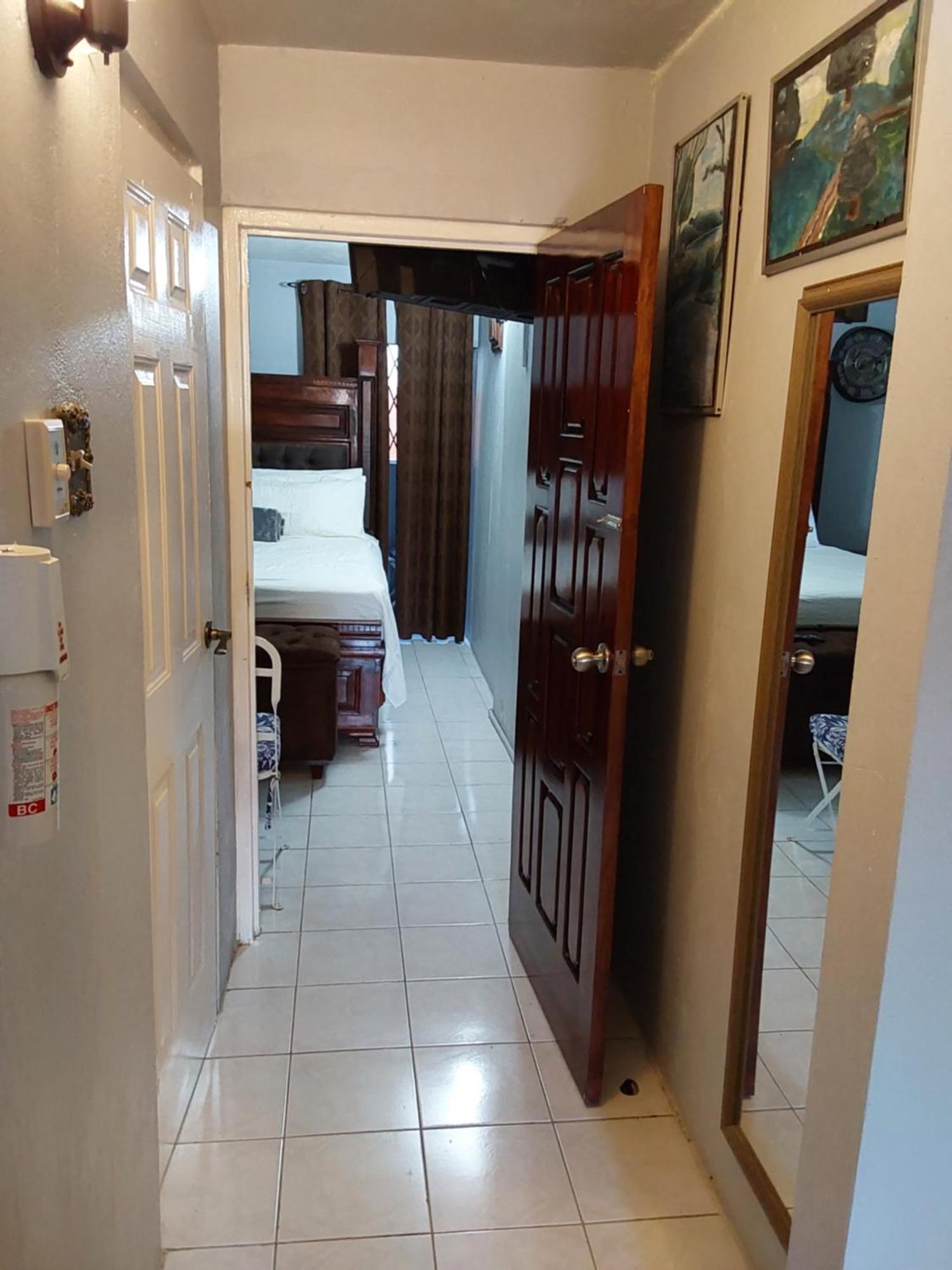 Zipcode Hideaway Guesthouse Portmore Kültér fotó